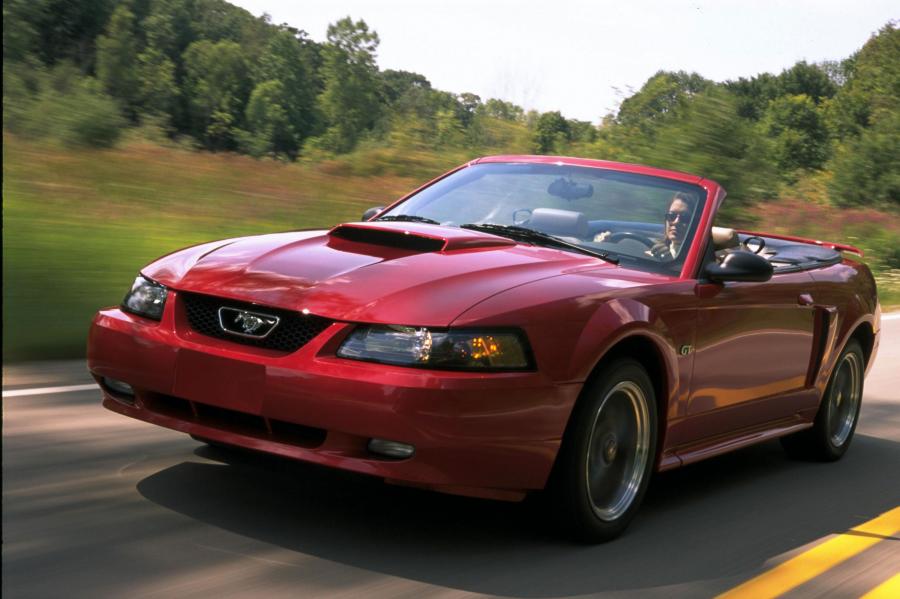  Ford Mustang GT Convertible 1999 года  (фото 67 из 74)